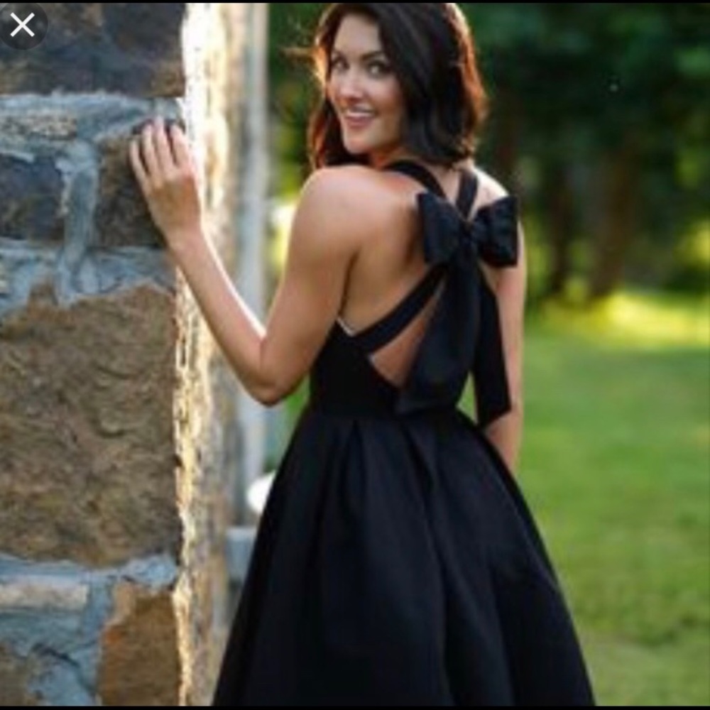 Lauren James size small bow-back dress! NWT!